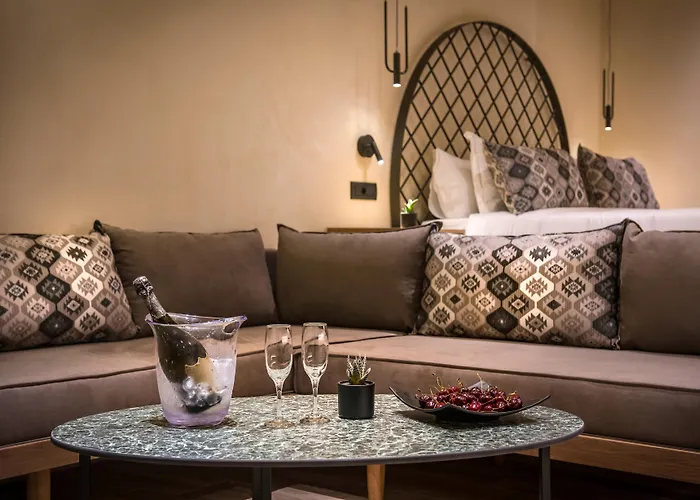 Petousis Hotel & Suites