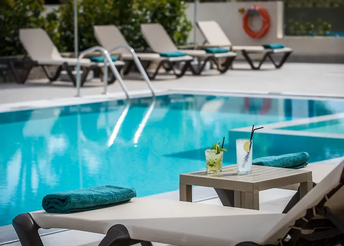 Petousis Hotel & Suites