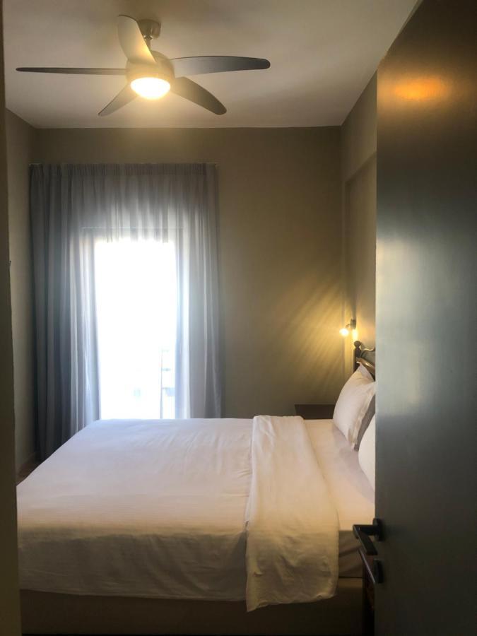 Petousis & Hotel Amoudara Lasithiou