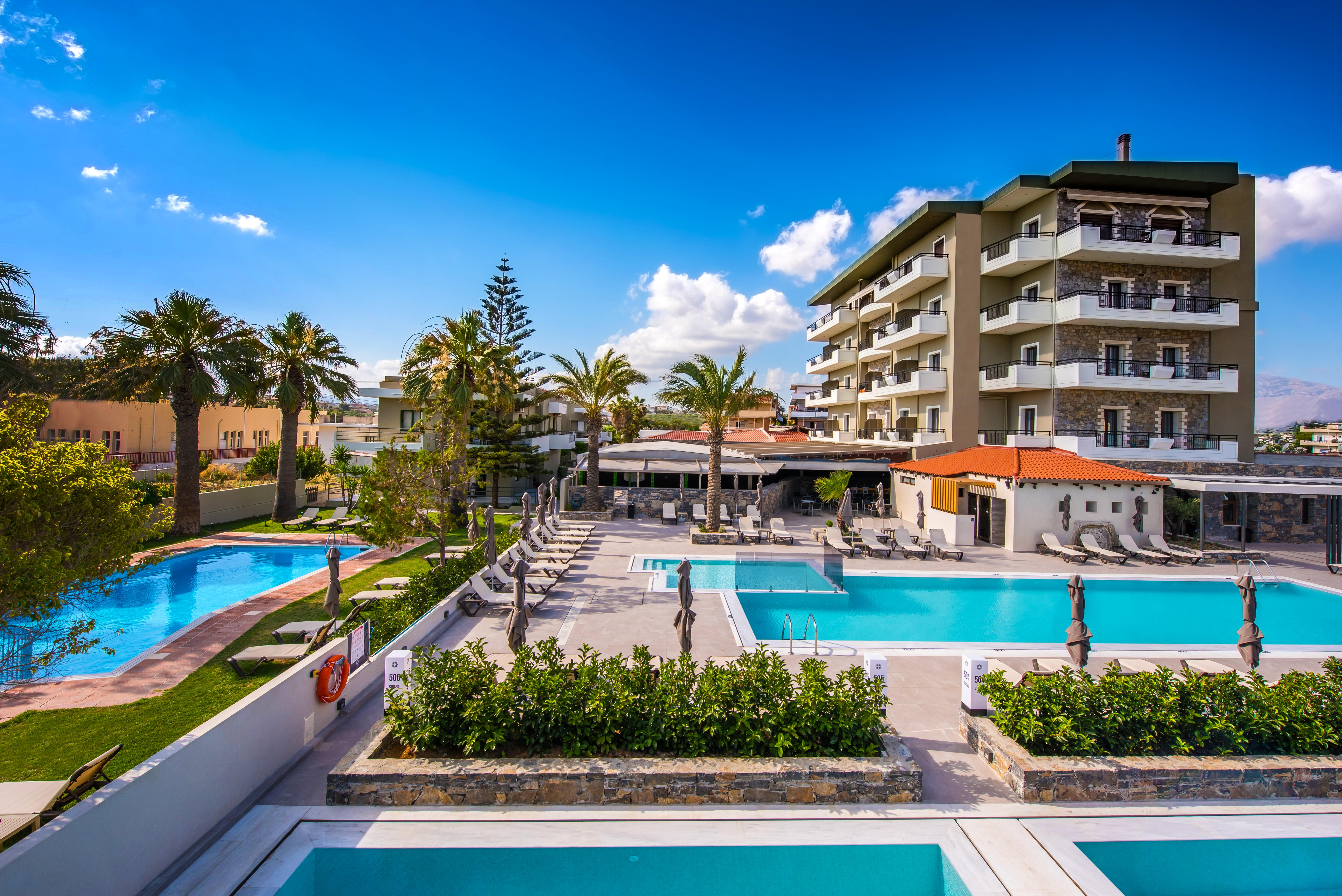 Petousis & Hotel Amoudara Lasithiou
